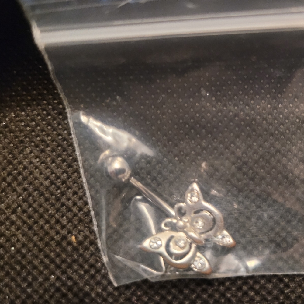 Butterfly belly ring